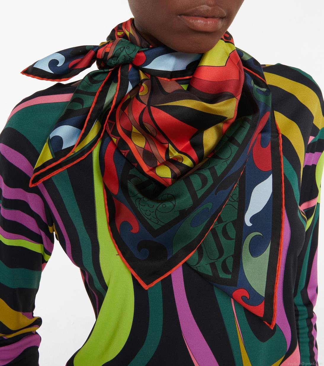 PucciPrinted silk twill scarf