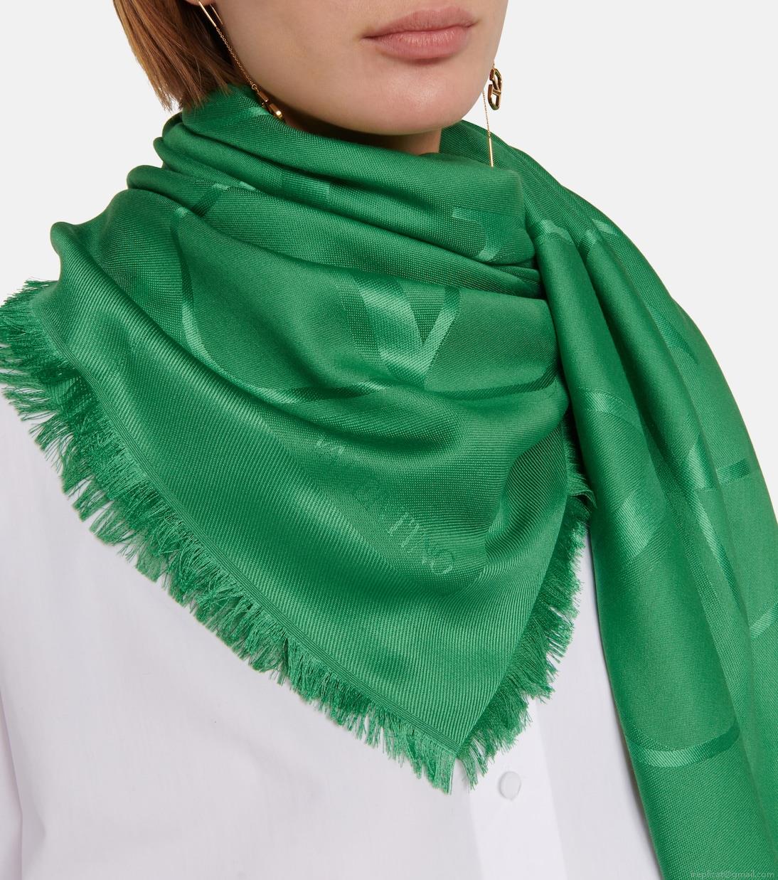 ValentinoVLogo silk and wool scarf