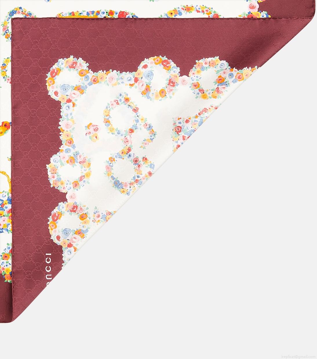 GucciGucci Interlocking G Floral silk scarf