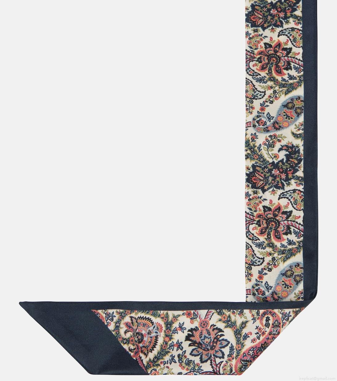 EtroPaisleyina printed silk twill scarf