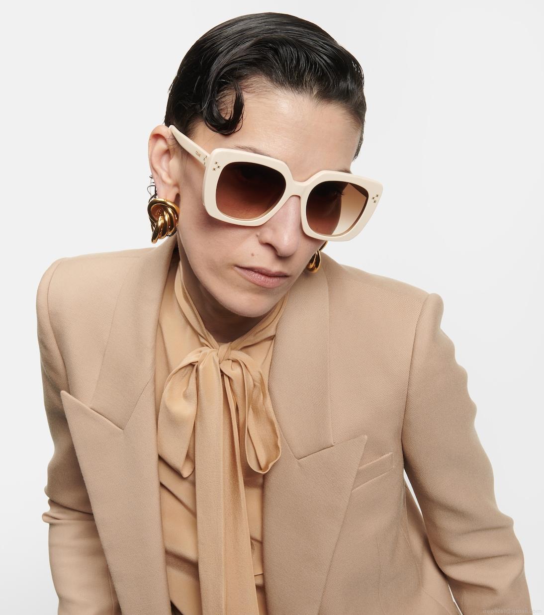 Celine EyewearOversized square sunglasses