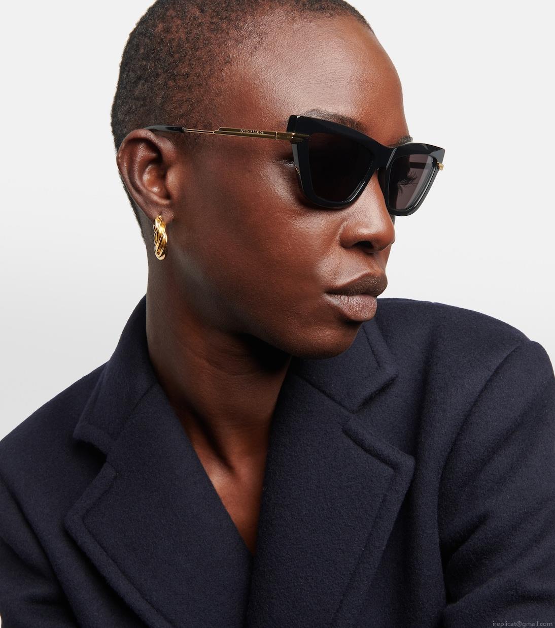 Bottega VenetaAngle cat-eye sunglasses