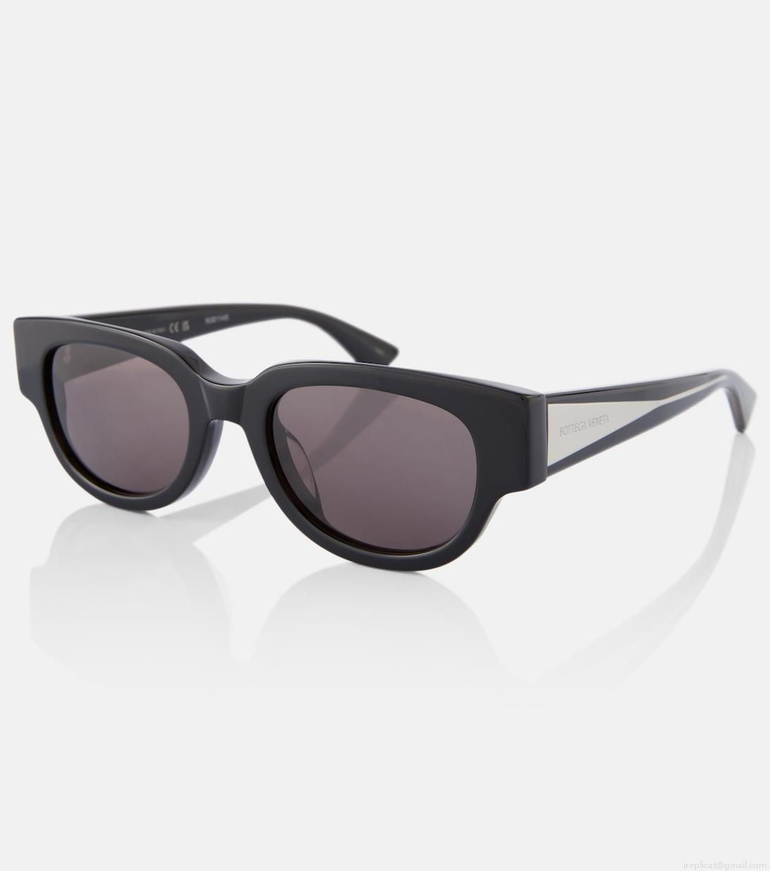 Bottega VenetaTriangle sunglasses