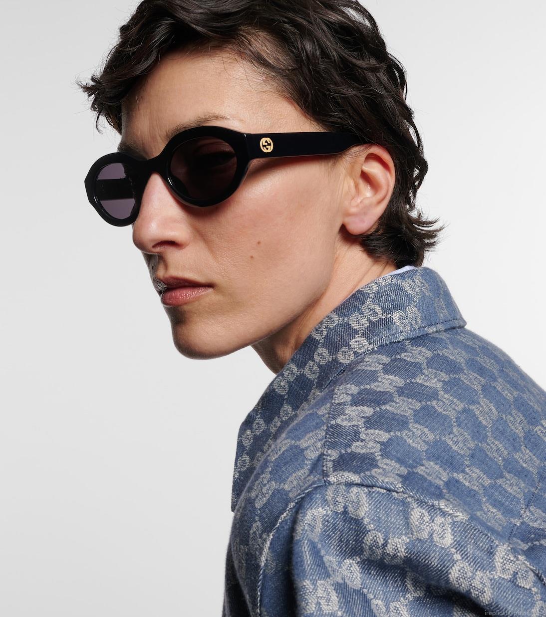 GucciMinimal GG oval sunglasses